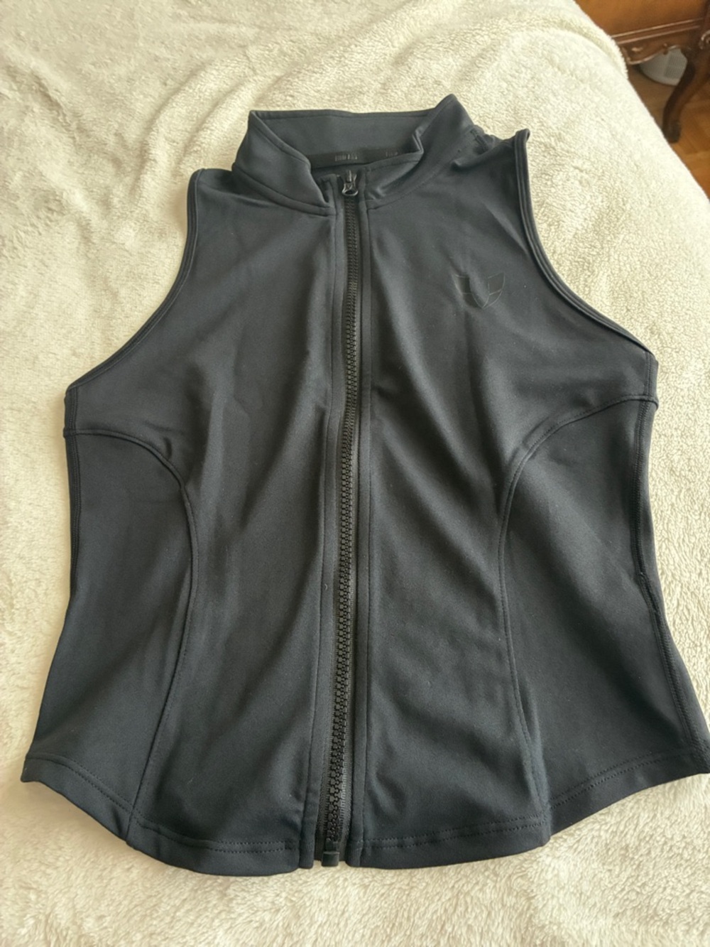 Black Zip-Front Athletic Vest - Picture 4 of 4